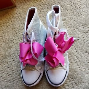 Jojo Siwa gently use girls tennis tours